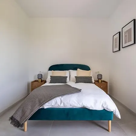 Casa Innes: Entire 5 Bed Modern Villa. Pool. Valle Romano *