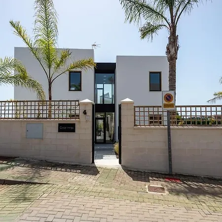 Villa Casa Innes: Entire 5 Bed Modern Villa. Pool. Valle Romano Estepona