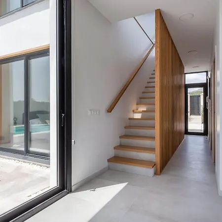 Casa Innes: Entire 5 Bed Modern Villa. Pool. Valle *