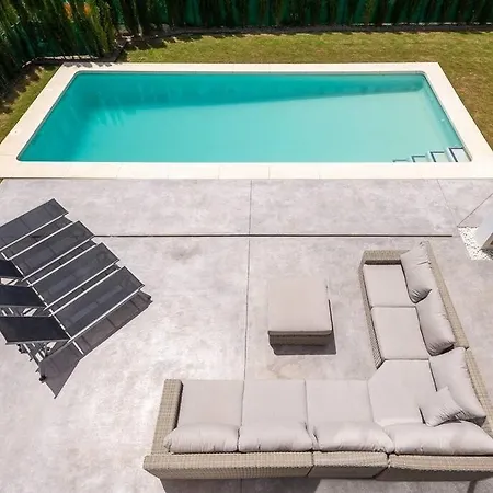 Villa Casa Innes: Entire 5 Bed Modern Villa. Pool. Valle Estepona