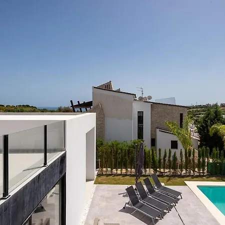 Casa Innes: Entire 5 Bed Modern Villa. Pool. Valle *